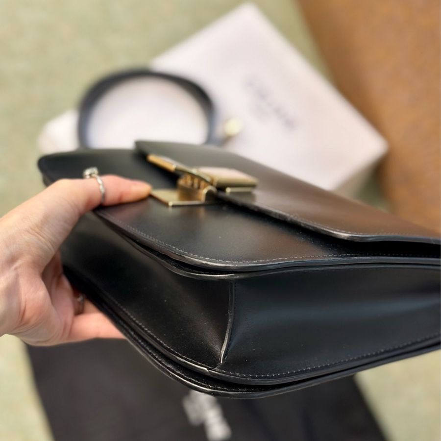 🔥爆款甜價釋出🔥 #Celine #賽琳classic #box #豆腐包 #方塊包 中號-12