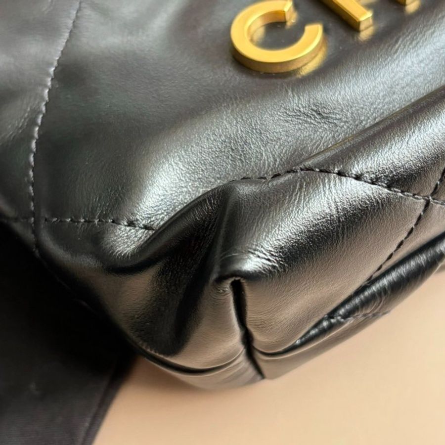 ::CHANEL:: 黑金 MINI 22 Bag-6