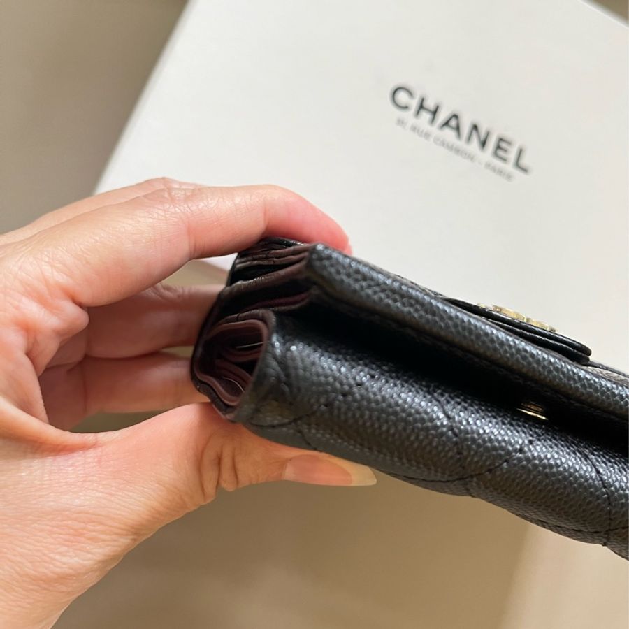 Chanel AP0230 黑色金釦迷你短夾-10