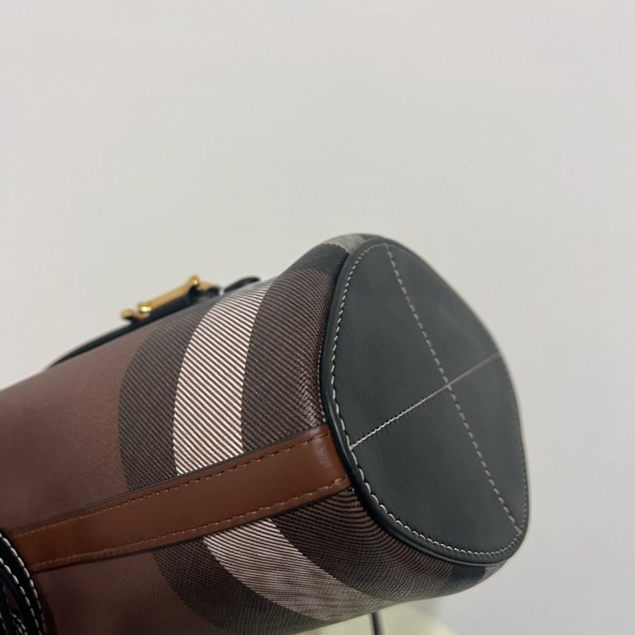 burberry 棕色迷你TB水桶包-2