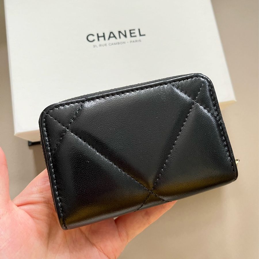 Chanel 19 黑色拉鍊零錢包-2