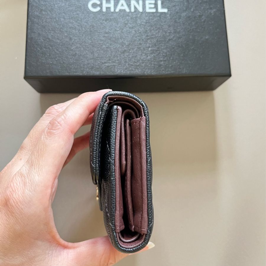 Chanel CF黑色金釦三折短夾-3