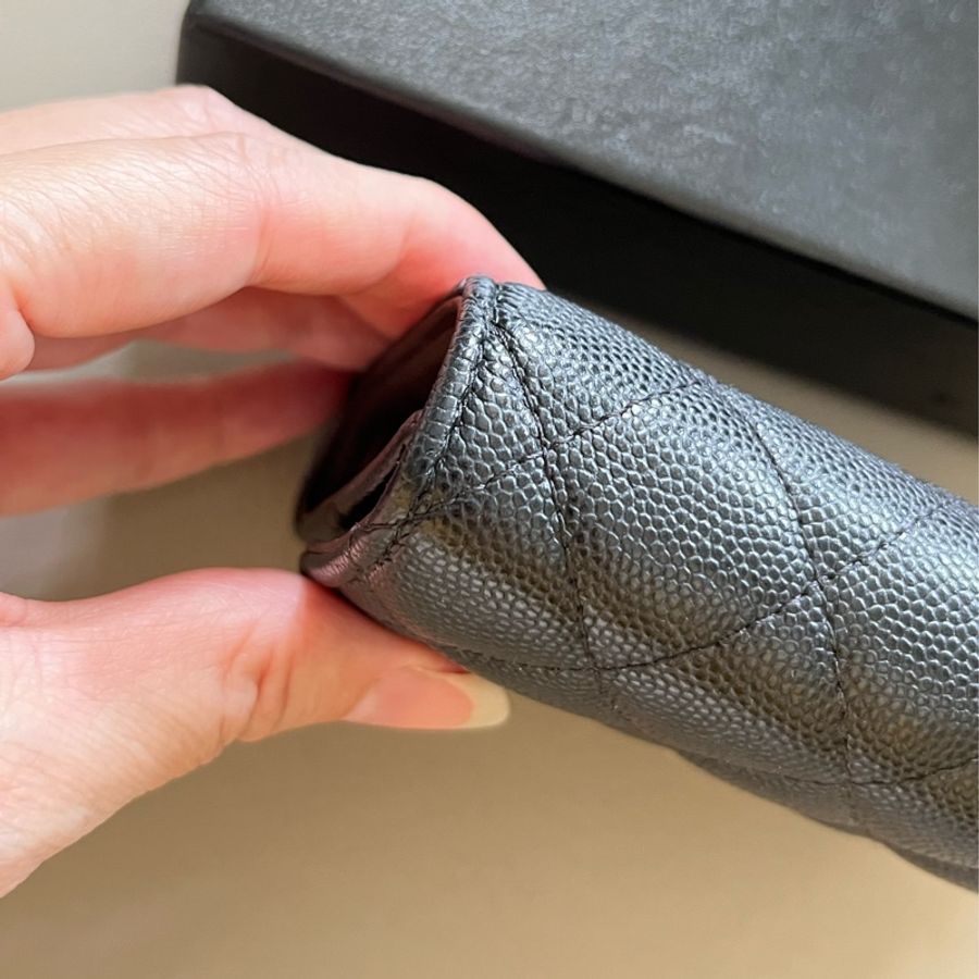 Chanel CF黑色金釦三折短夾-7