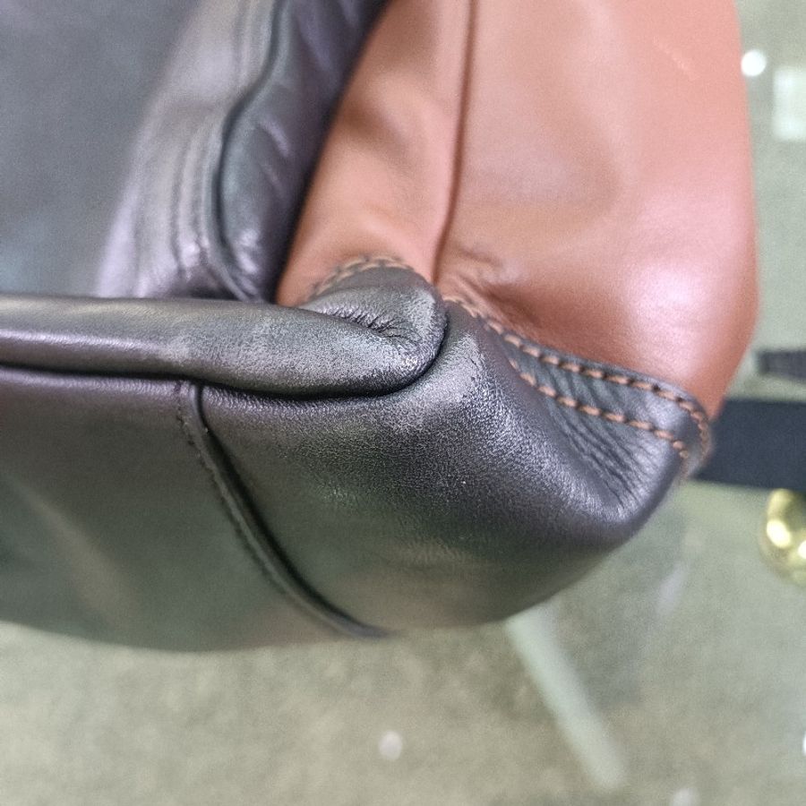 COACH 拼色牛皮後背包-57