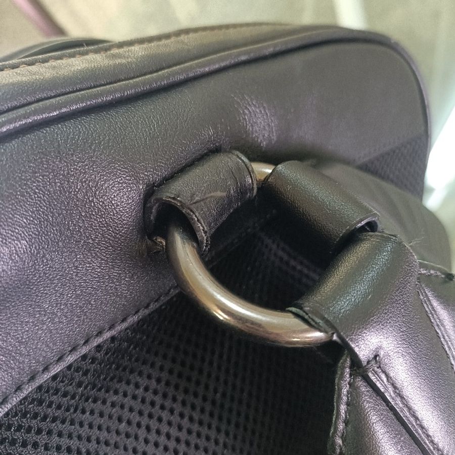 COACH 拼色牛皮後背包-59