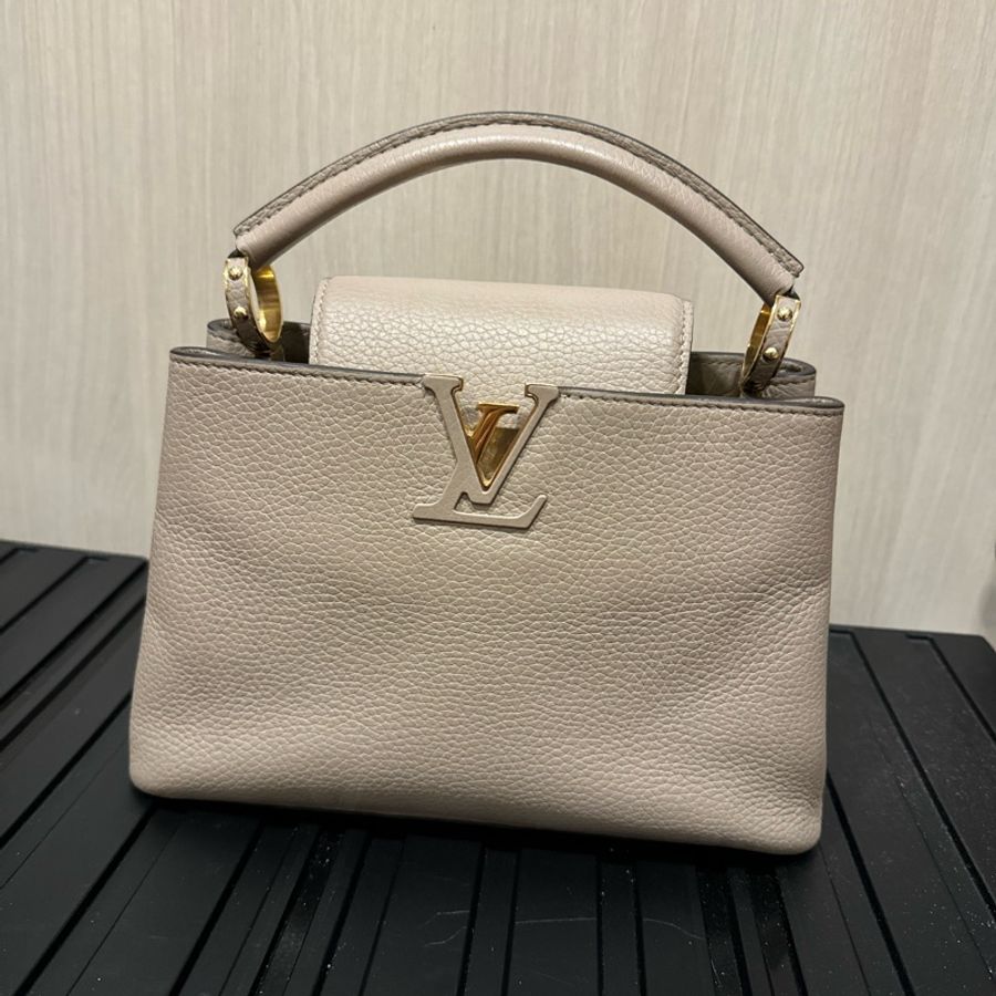 LV Capucines BB 大象灰手提包-0