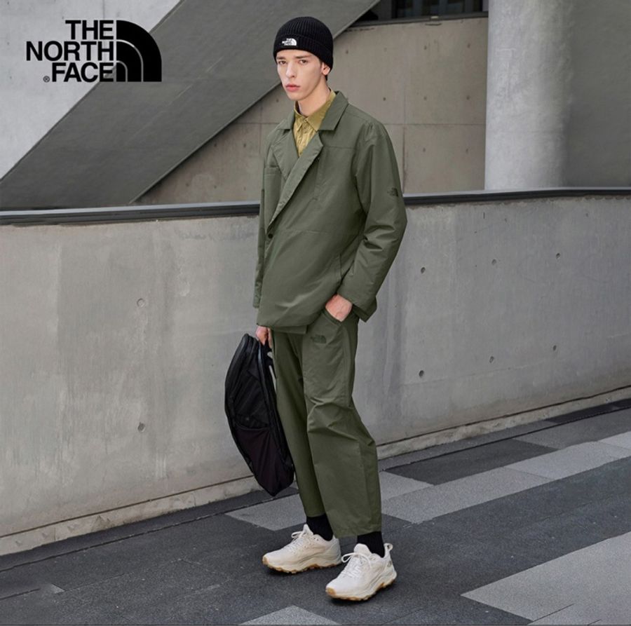 The North Face北面UE 黑標 男款 綠色防潑水保暖率性多口袋外套-2