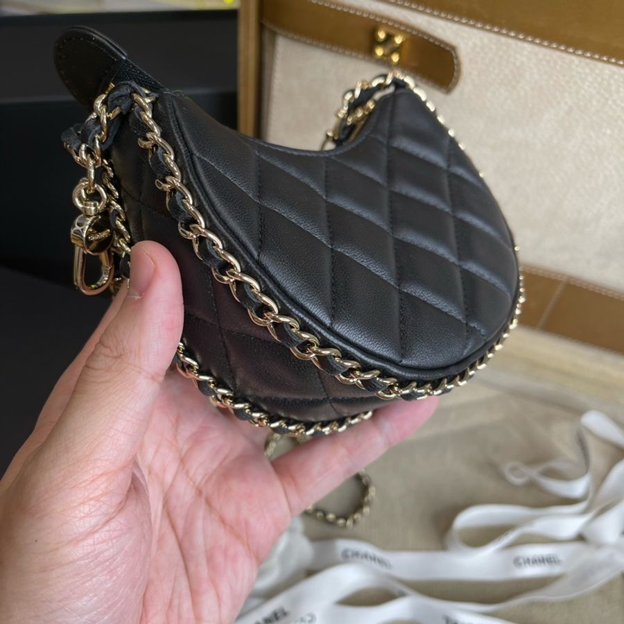 CHANEL 黑羊皮mini月牙包/彎月包🗝️2023年出款-2