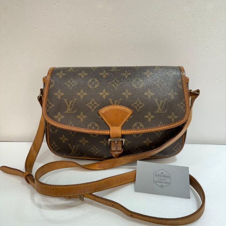 LV 馬鞍包/斜背包/側背包 M42250 75成新 不議-1