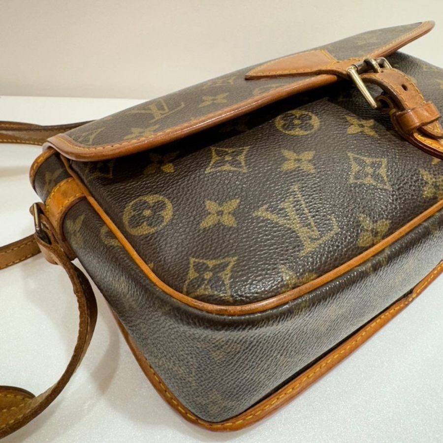 LV 馬鞍包/斜背包/側背包 M42250 75成新 不議-4