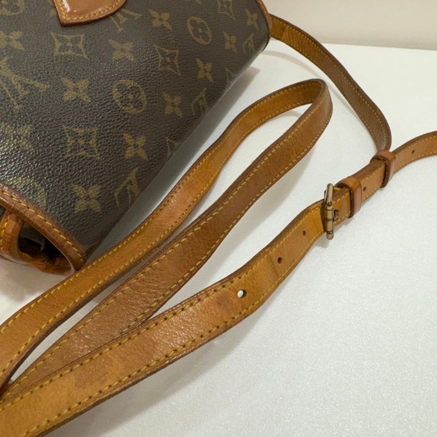 LV 馬鞍包/斜背包/側背包 M42250 75成新 不議-14