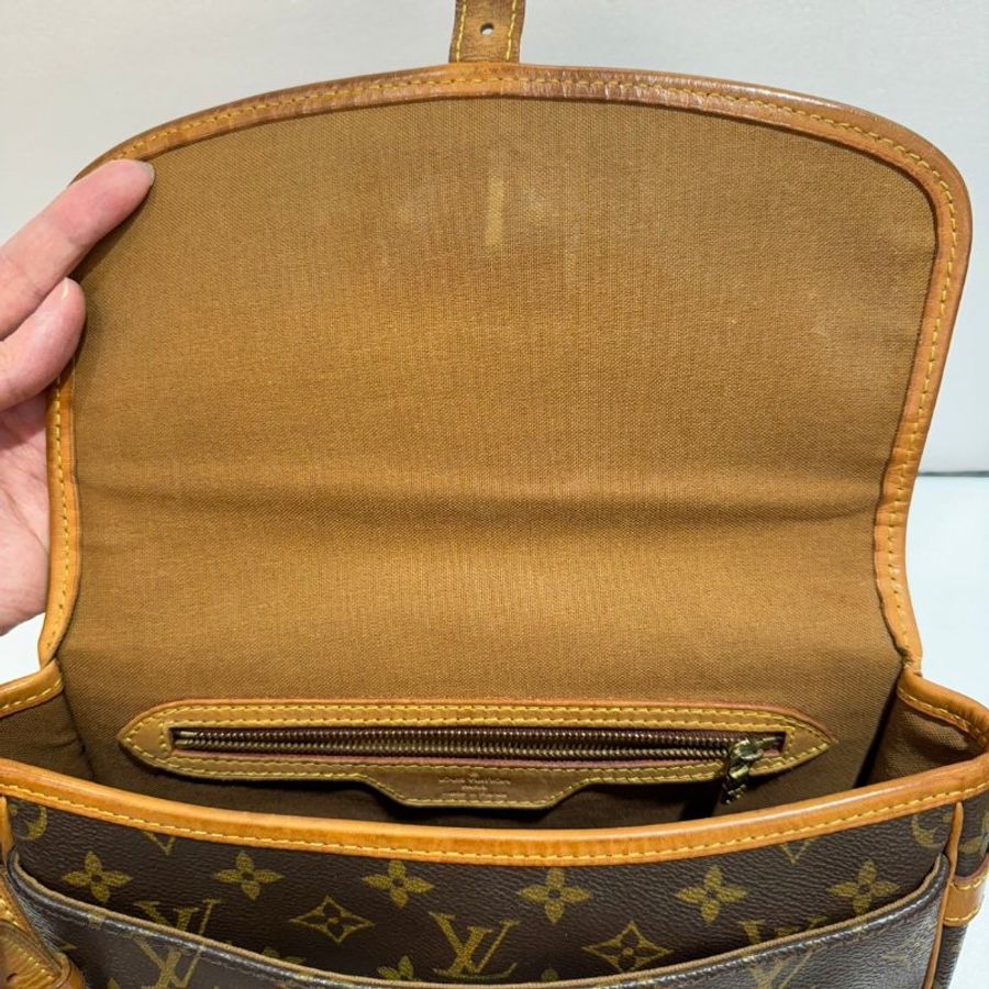 LV 馬鞍包/斜背包/側背包 M42250 75成新 不議-18