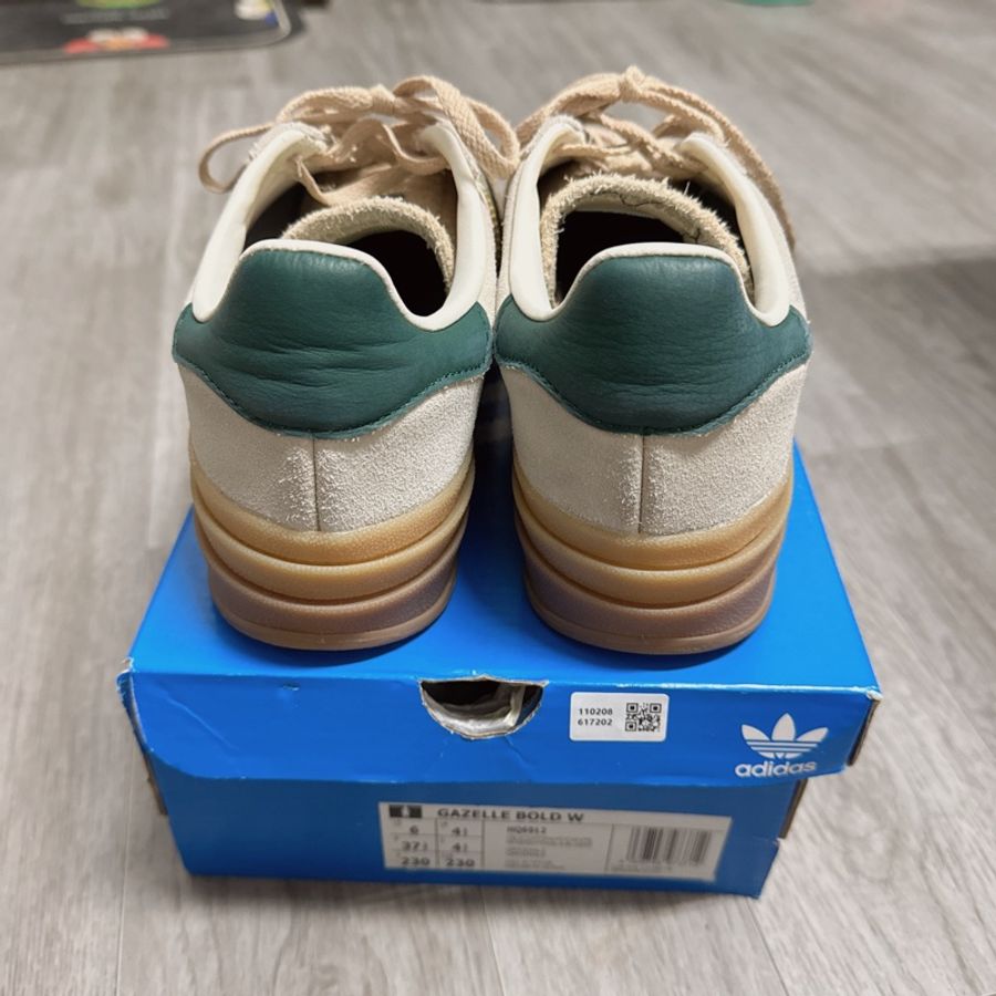 23.5 Adidas Originals Gazelle Bold 愛迪達厚底鞋ID7056 復古綠-4