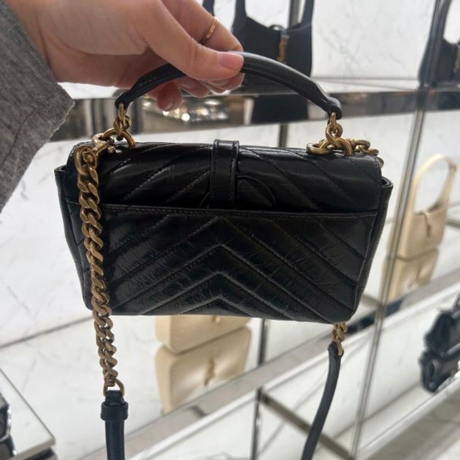 Saint Laurent 779430 YSL 迷你 College 學院包 黑色/金鍊《2024季度新品》-10