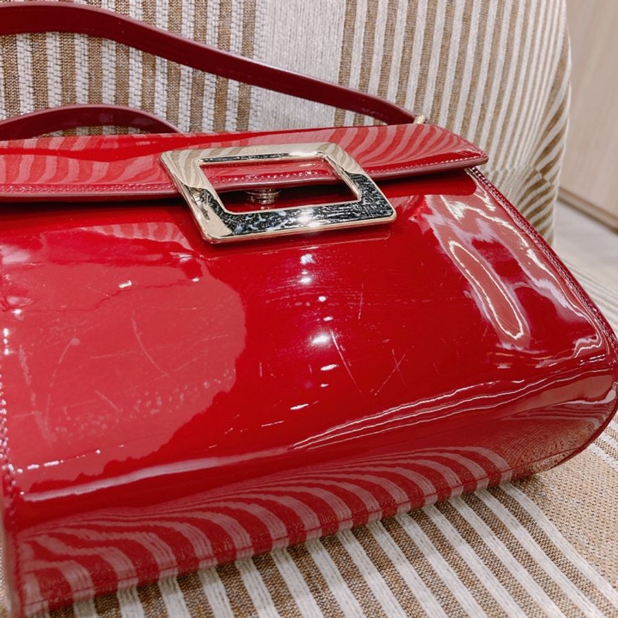 R V 羅傑維維亞 漆皮紅色手提包Patent Leather Top Handle Bag With Strap-8