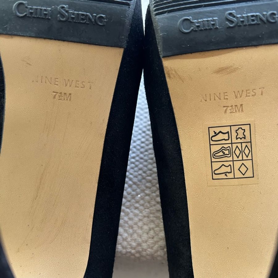 Nine West 黑絨串珠晚宴鞋-5