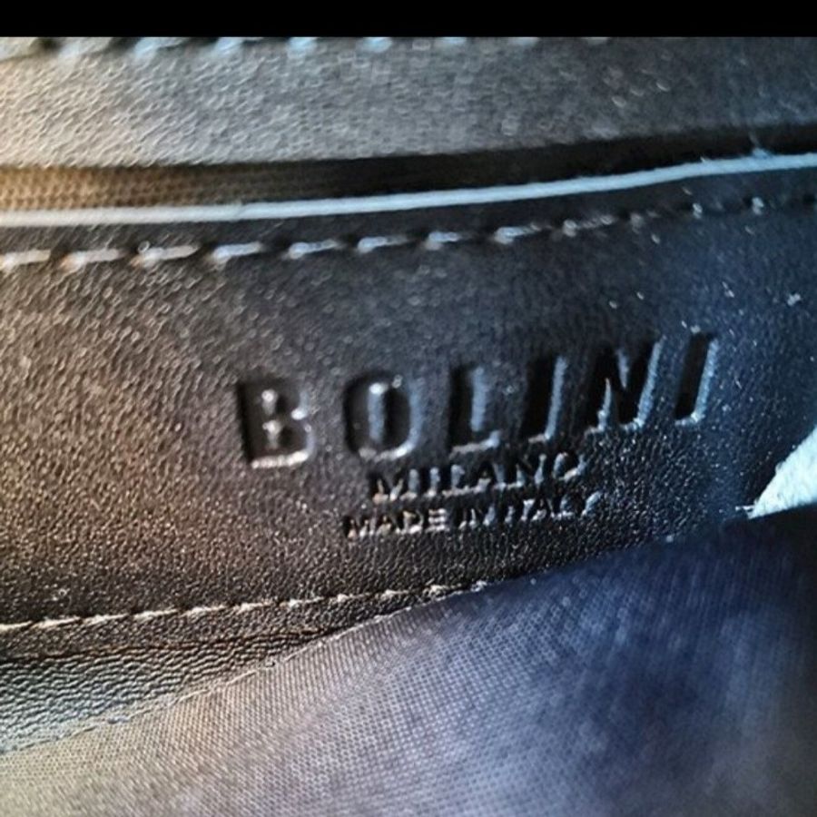 Italy 限量超低價/原價3萬2千/ 全新BOLINI頂級牛皮/拉鏈長夾,手拿包/有4色-7