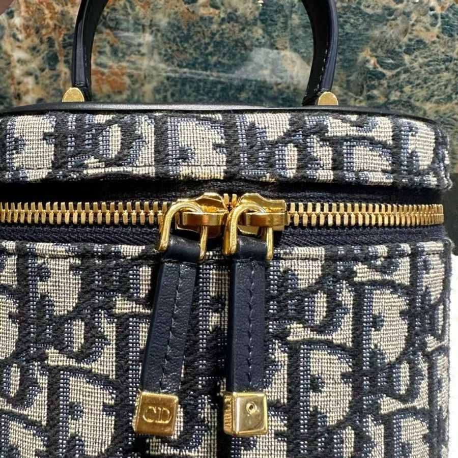 DIOR 30 Montaigne Mini Vanity Case-7