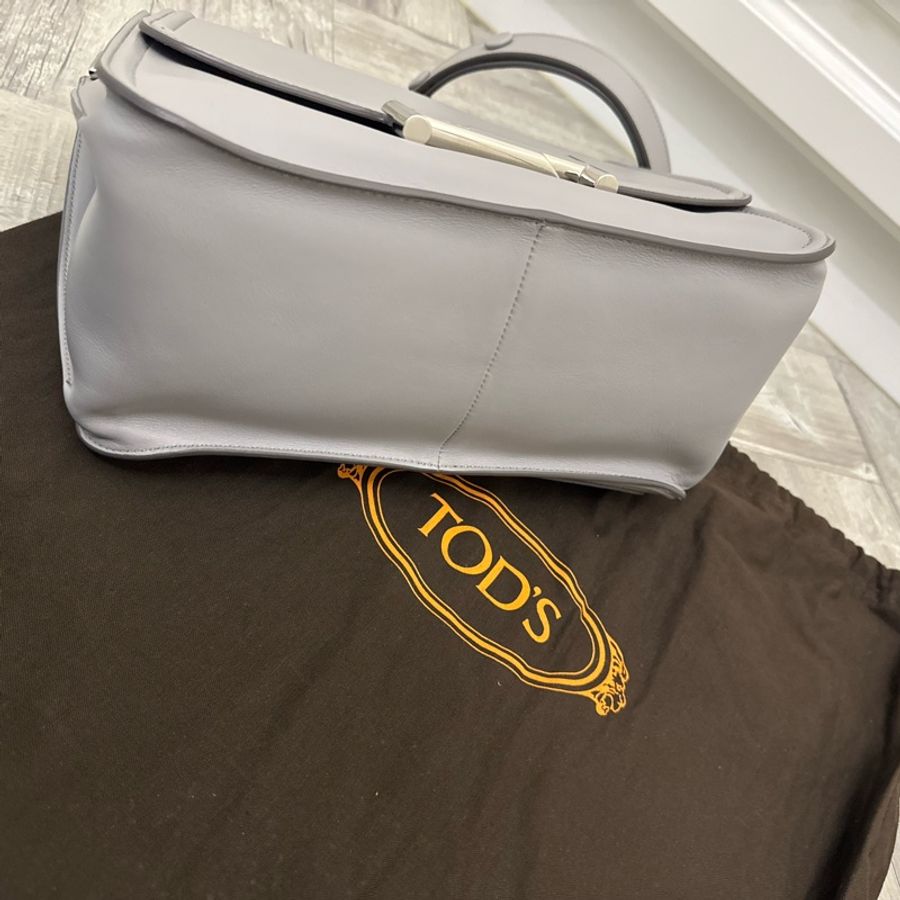 Tods淺灰色包包-2