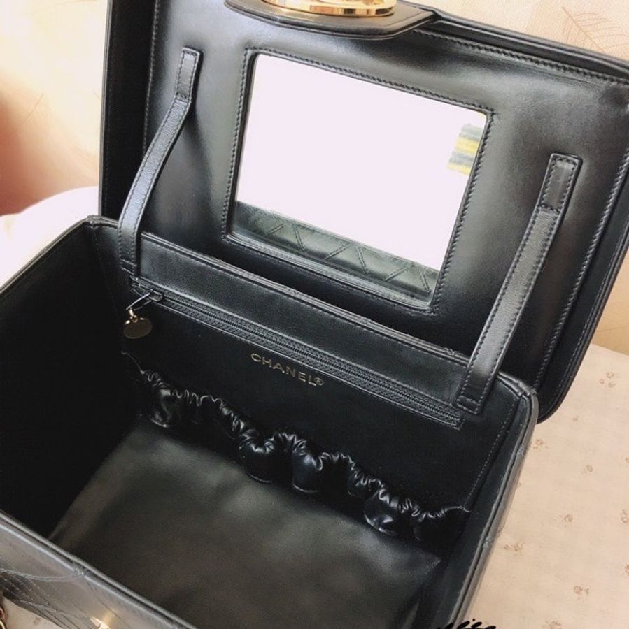 🎀現貨🎀日本購人香奈兒Chanel 老香箱型化妝包斜背包手提包兩用-13