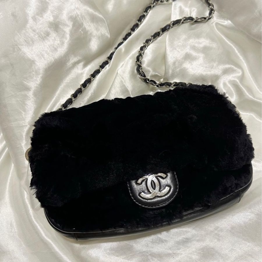 Chanel 兔毛包 銀扣-0