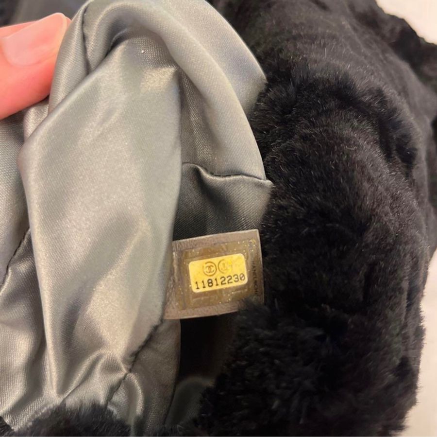 Chanel 兔毛包 銀扣-10