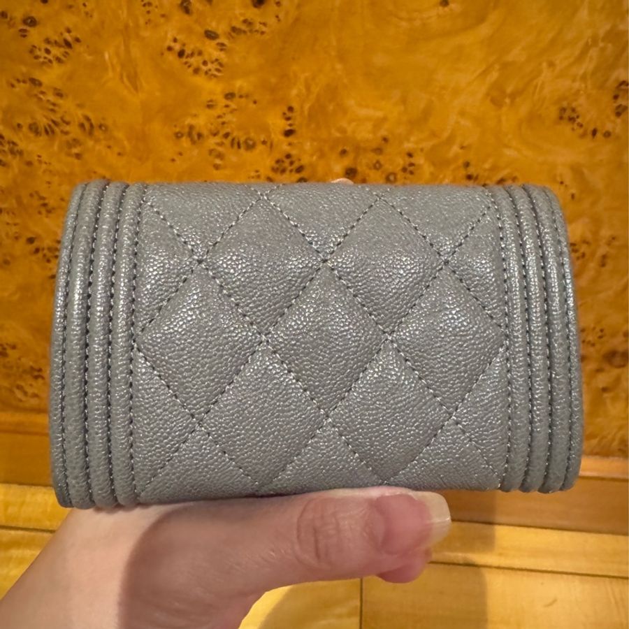 chanel boy荔枝皮卡夾-7