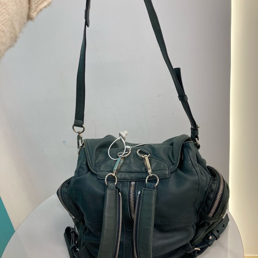 亞力山大王 Alexander Wang Marti Backpack 系列雙肩背包 單肩斜挎 復古綠 軍綠 多用途-18