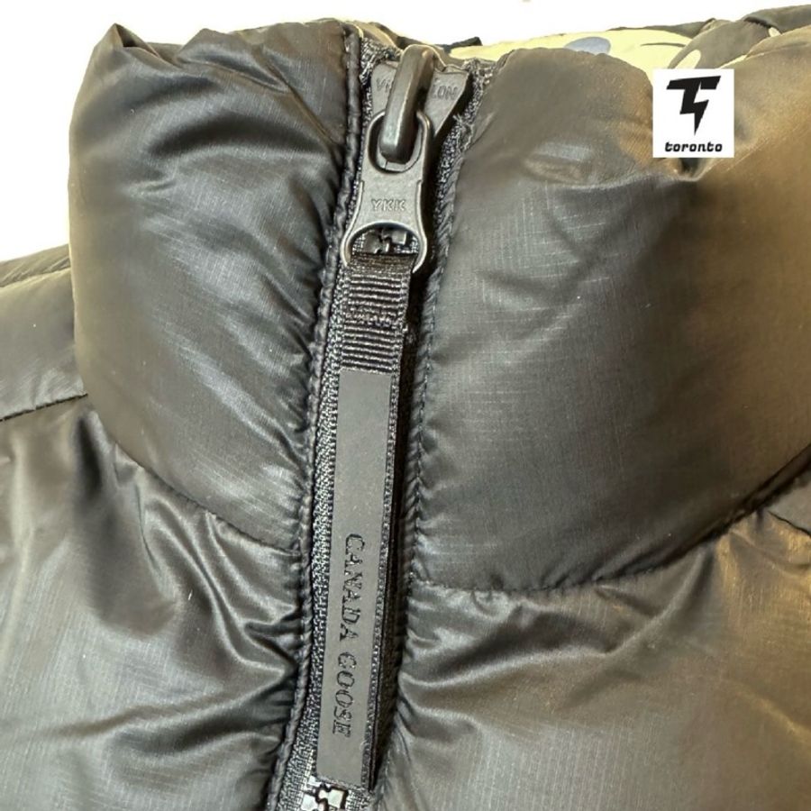 在台現貨 正貨CANADA GOOSE 加拿大鵝🦆Canada Goose x Reformation Lorita 雙面花卉印花羽絨背心-7