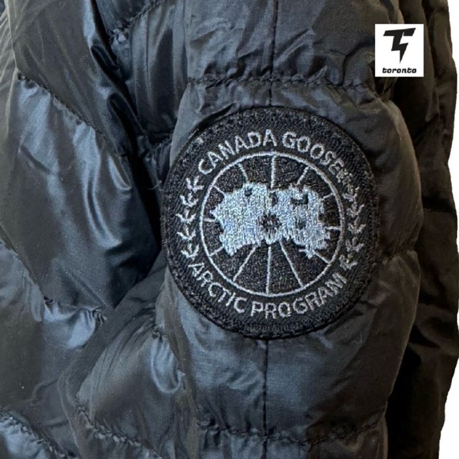在台現貨 正貨CANADA GOOSE 加拿大鵝🦆 Roncy jacket-4