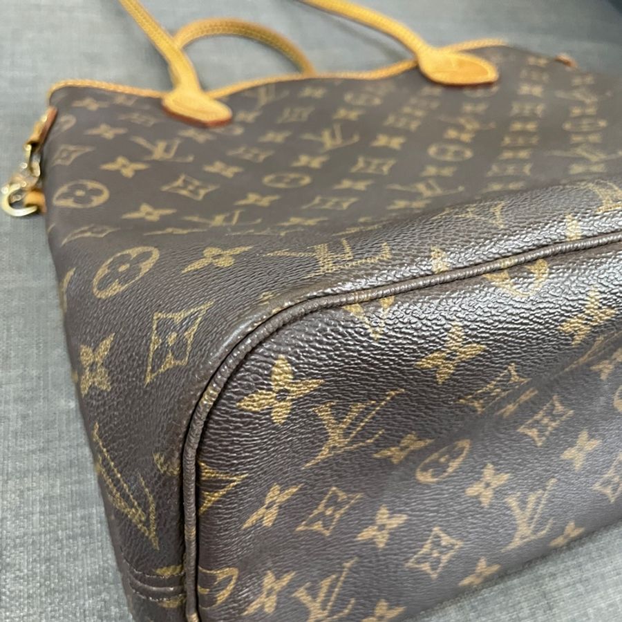LV Neverfull MM有明顯使用痕跡-14