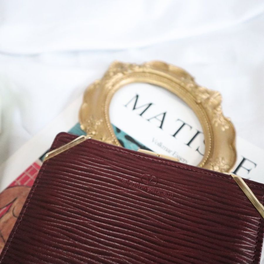 新品上架 現貨 🔥💖 ✨Valentino Wine Red Leather Wallet, Valentino wallet, Valentino 酒紅色樹紋銀包-7
