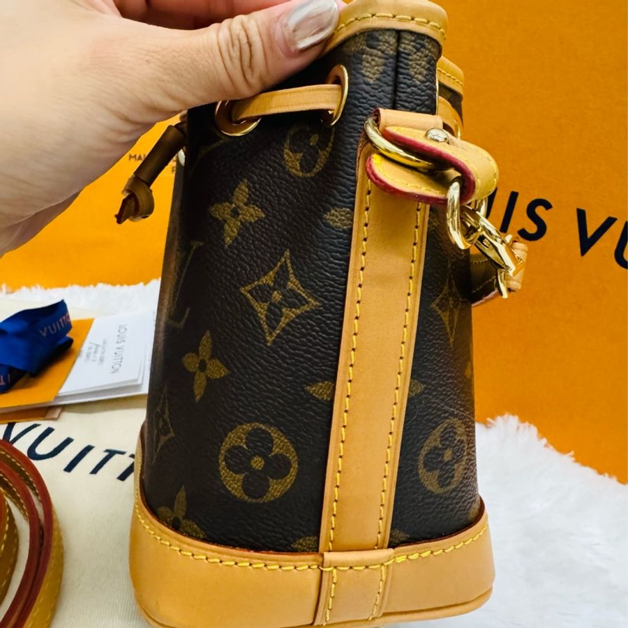 全售出沒有了❌Lv nanonoe水桶包-8