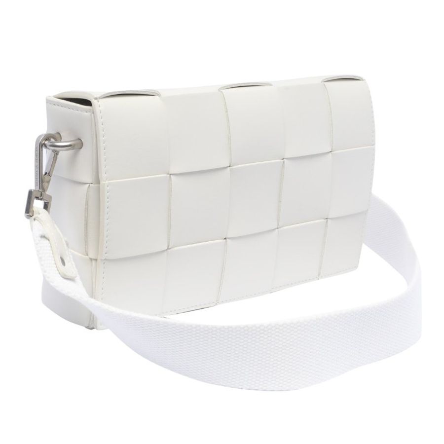 Bottega Veneta 741777 小款 Cassette 二合一編織包 白色/付可拆卸小包及功能肩帶《2024季度新品》-3