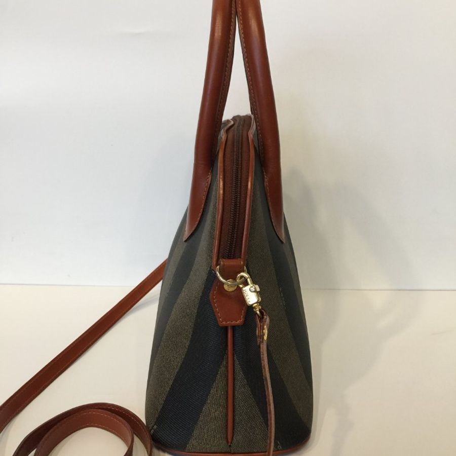 Fendi 條紋圓弧提背二用包 /貝殼包/艾瑪包-4