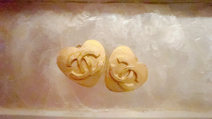 Chanel Vintage 雙C愛心素金耳環-1