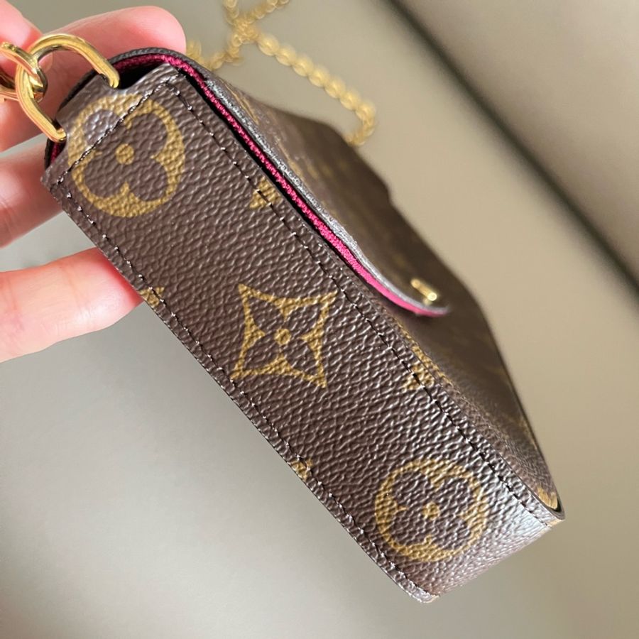 LV WOC 經典花紋三合一-4