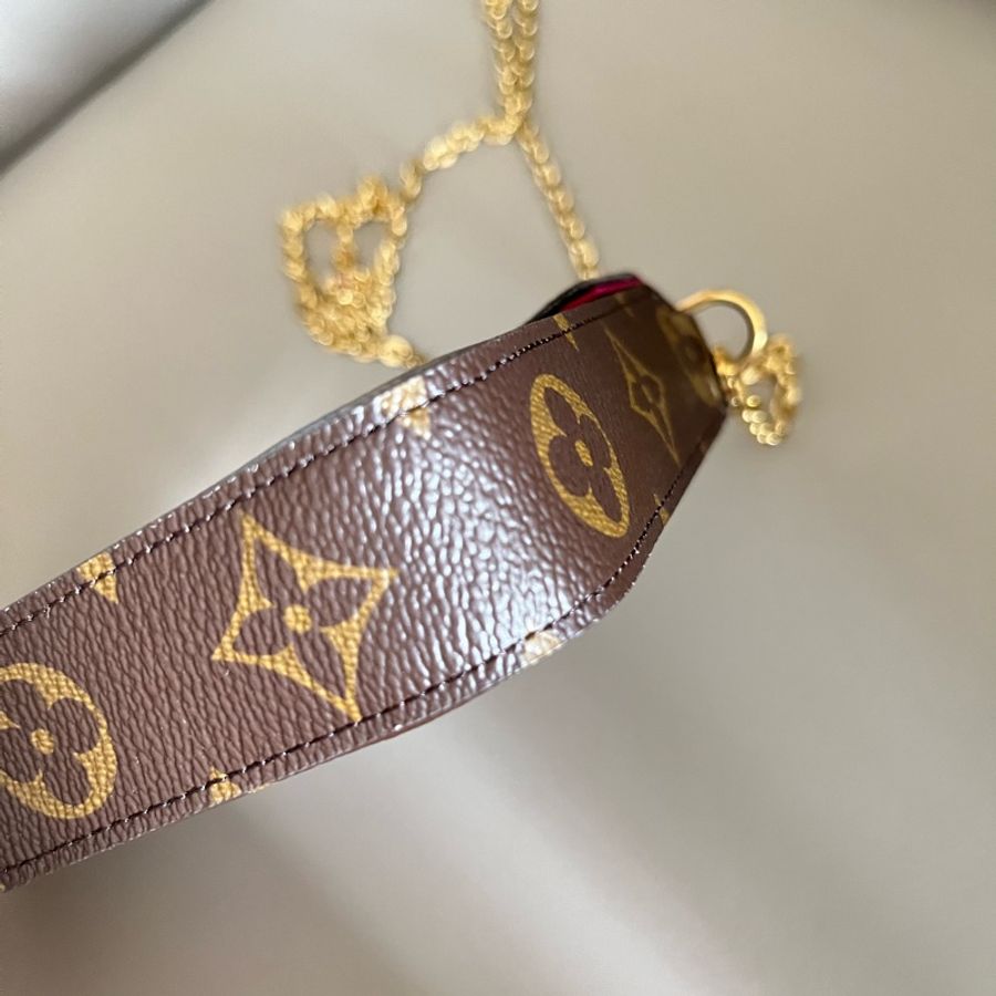 LV WOC 經典花紋三合一-8