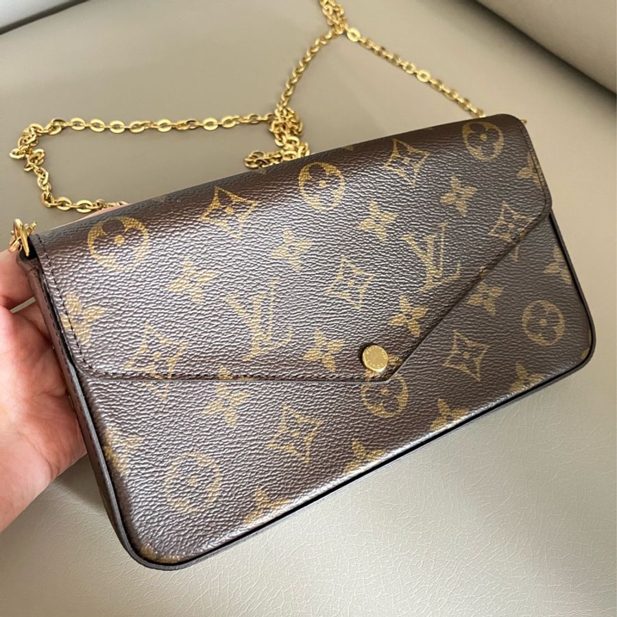 LV WOC 經典花紋三合一-10