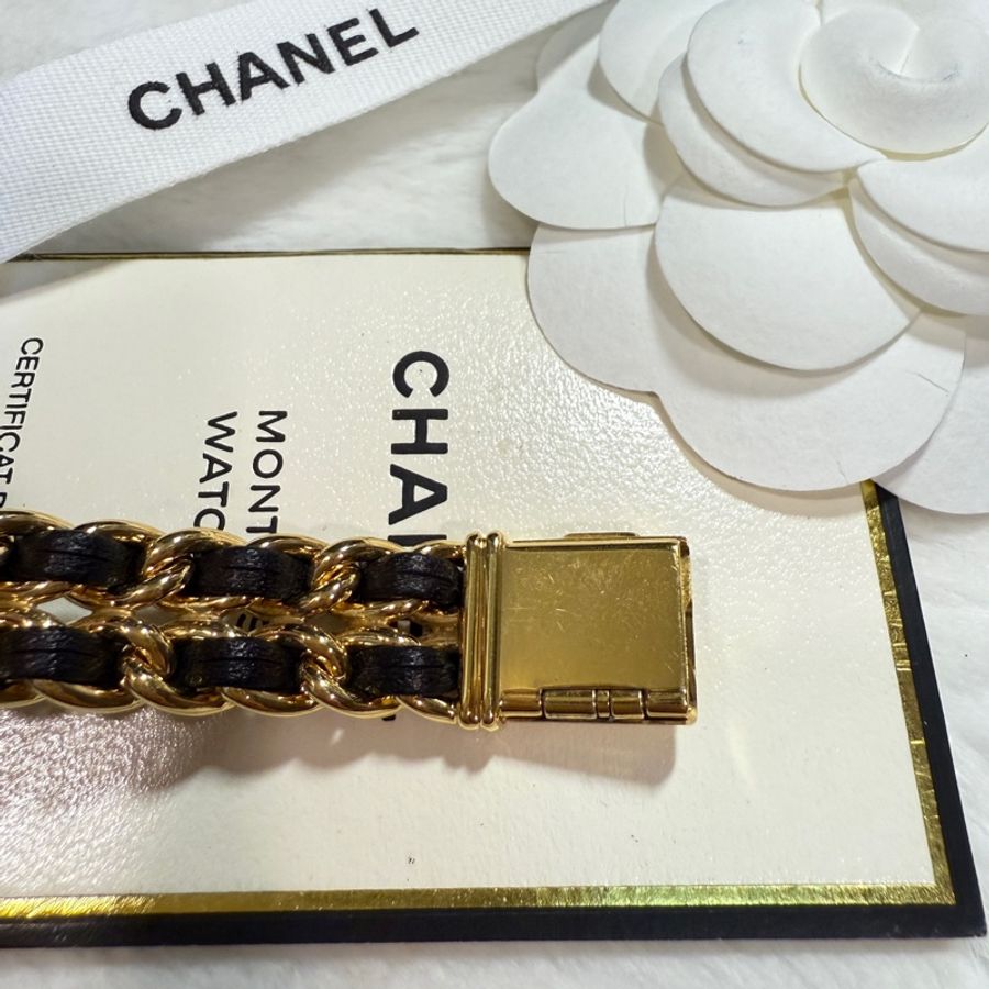 CHANEL 香奈兒 皮穿繩黑金 方糖 首映錶L號-17