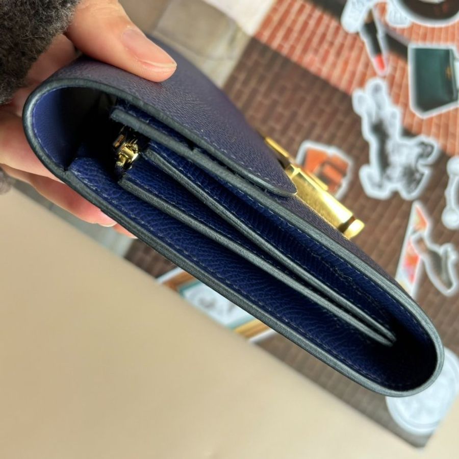 ::HERMES:: Constance 藍紫色金釦短夾-5