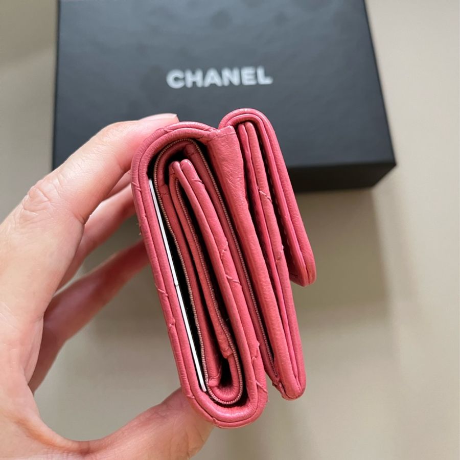 Chanel Boy 唇膏粉三折短夾-3