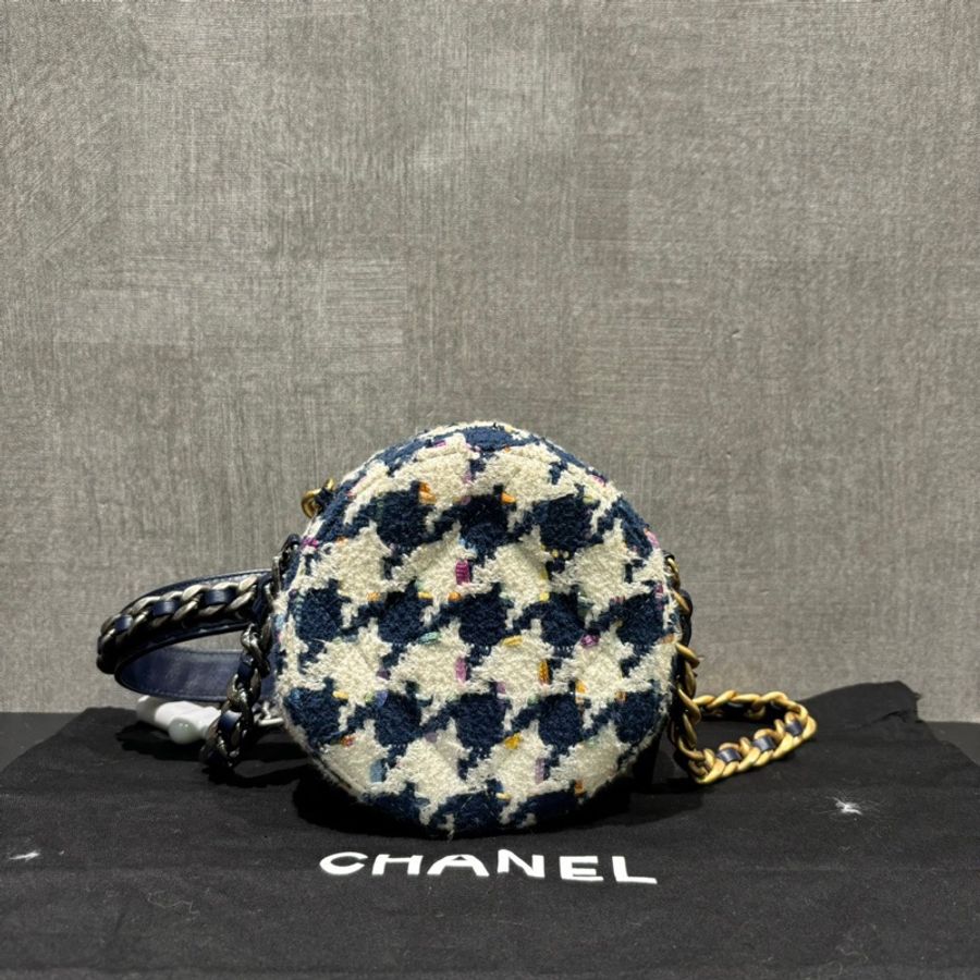 CHANEL小可愛圓餅斜挎包-2