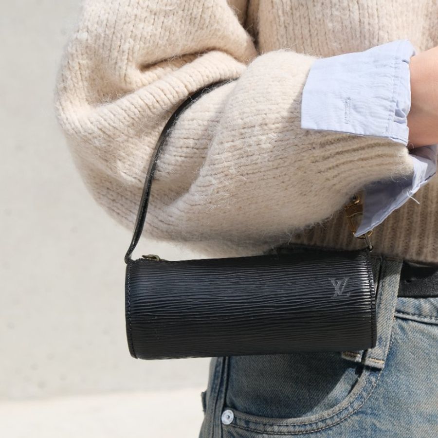 LOUIS VUITTON Epi Soufflot 黒色金扣小手挽袋 |日本中古 Vintage-1