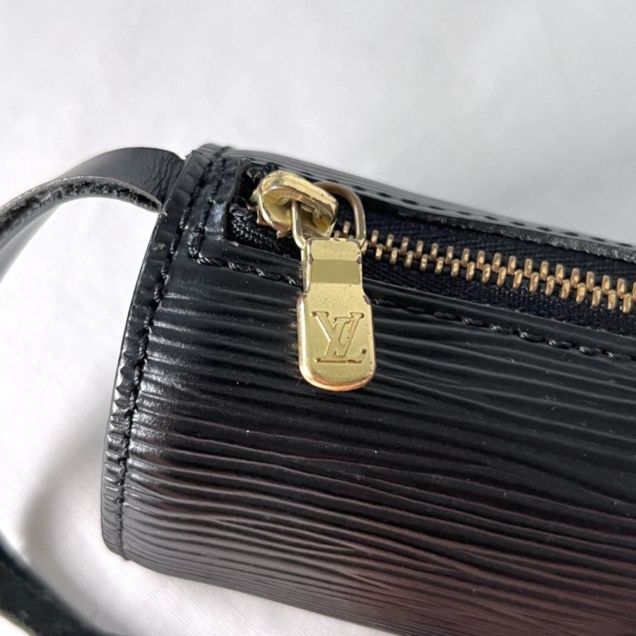 LOUIS VUITTON Epi Soufflot 黒色金扣小手挽袋 |日本中古 Vintage-6