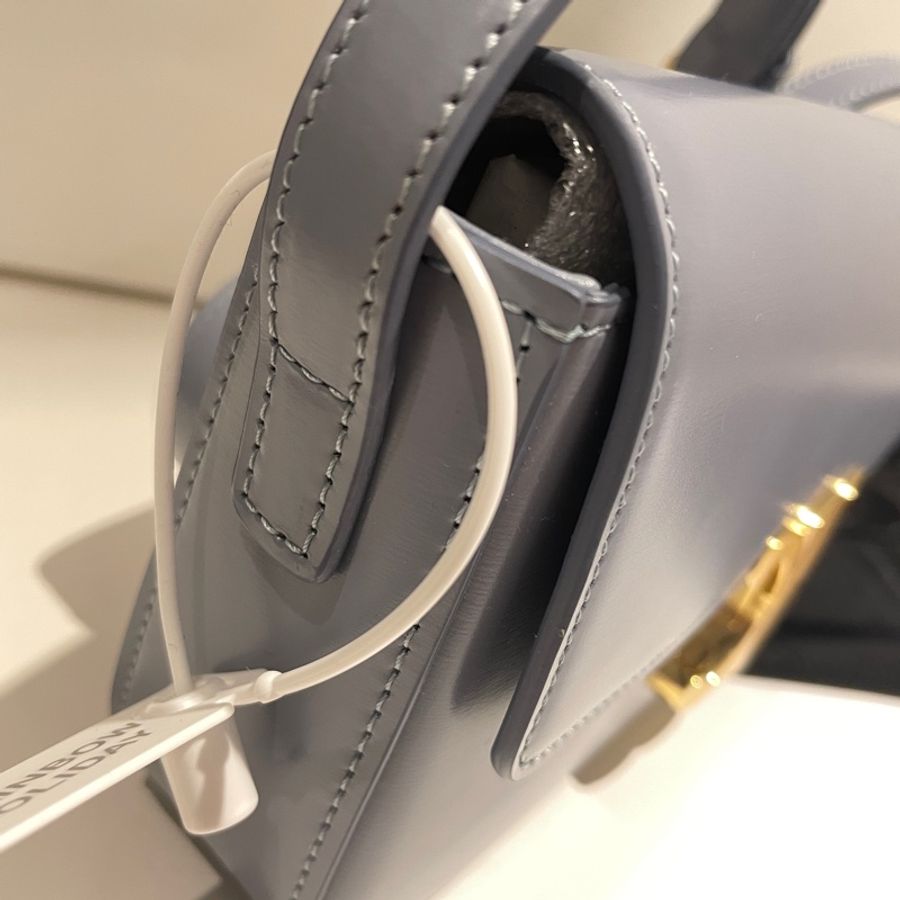 全新正品CELINE Triomphe SHOULDER BAG 霧霾藍凱旋門亮面牛皮肩下腋下包(購於網紅陳卉 林襄)可優惠-4