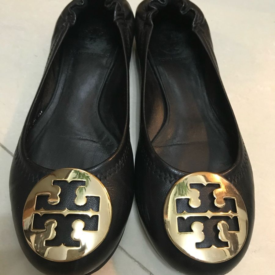 Tory Burch 黑色平底鞋-0