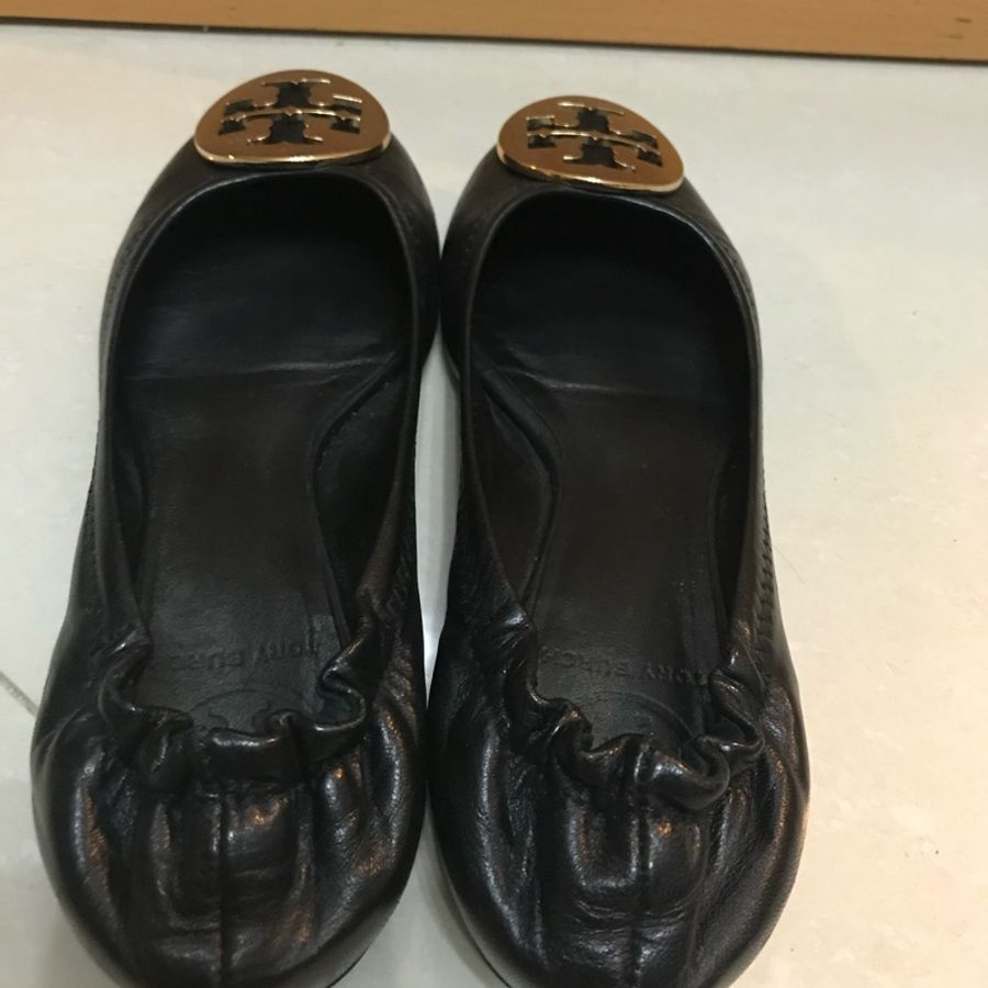 Tory Burch 黑色平底鞋-2