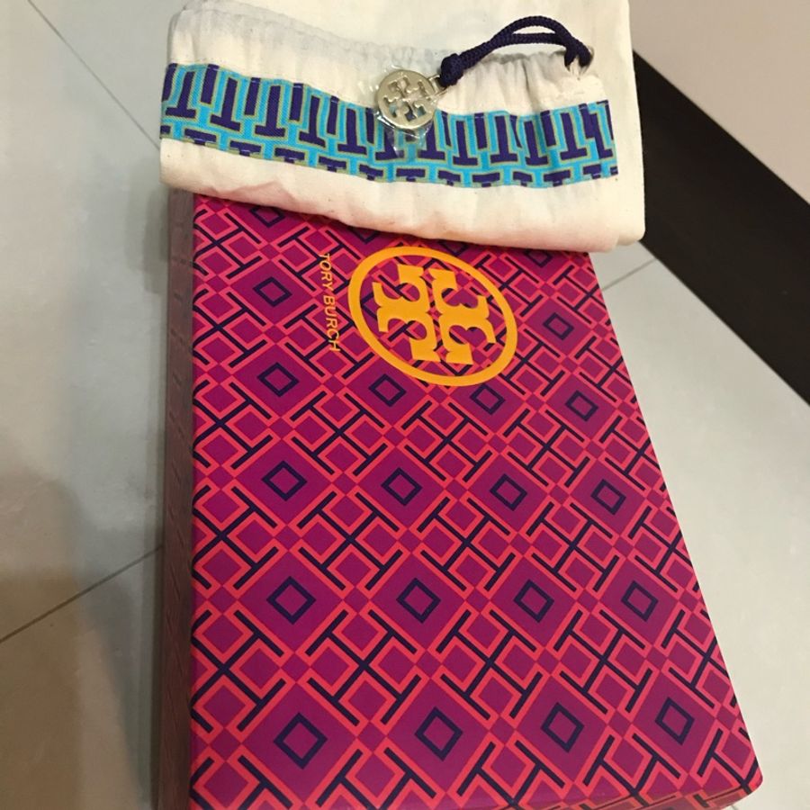 Tory Burch 黑色平底鞋-10