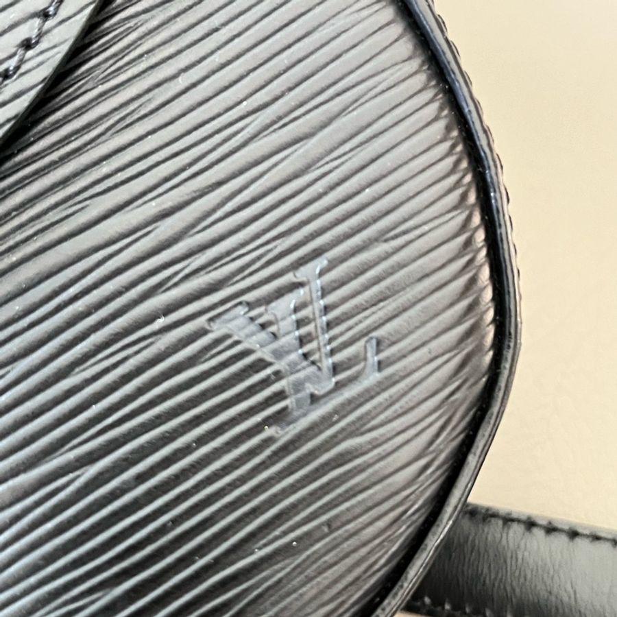 LV Vintage EPI 黑色馬鞍包 /牛鼻包-7